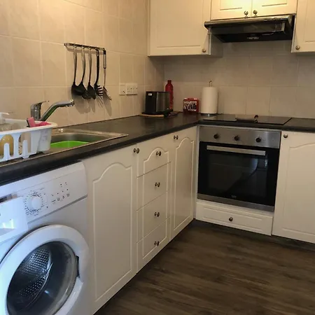 Apartman Kings Palace - Modern And Stylish 1 Bedroom *
