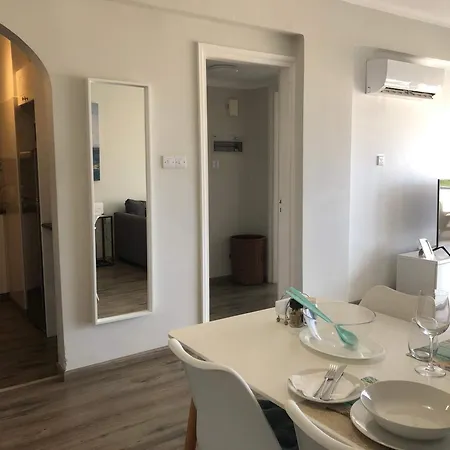 Kings Palace - Modern And Stylish 1 Bedroom